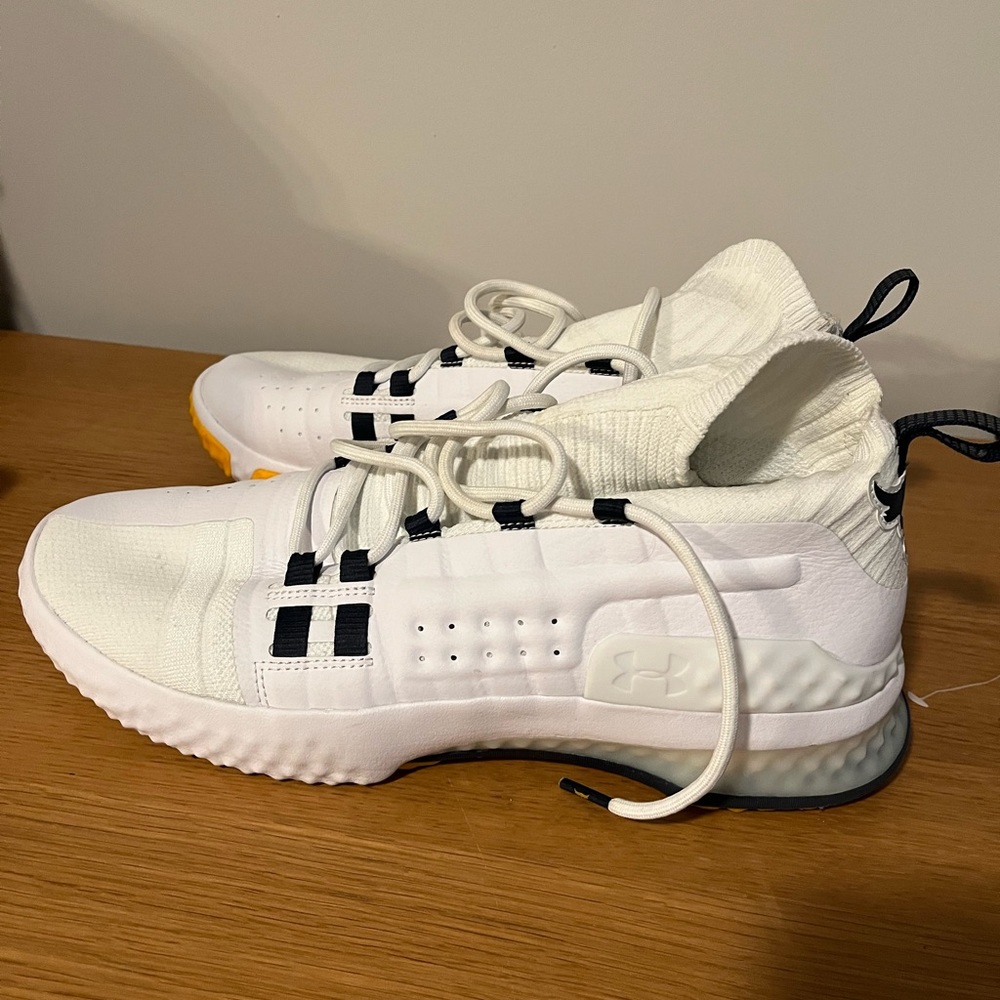 Men’s under armour lifting shoes